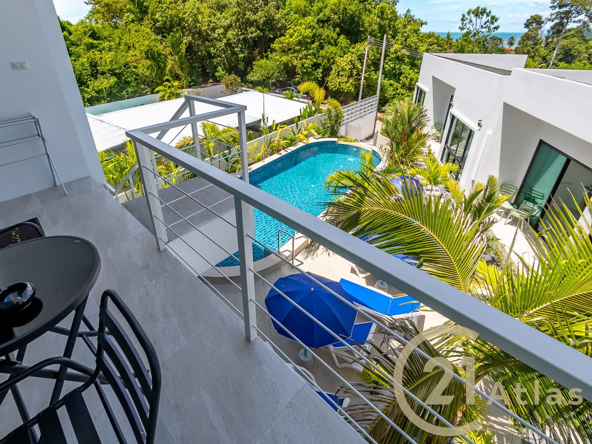 Real estate complex consisting of 4 apartments, swimming pool and amenities - Lamai