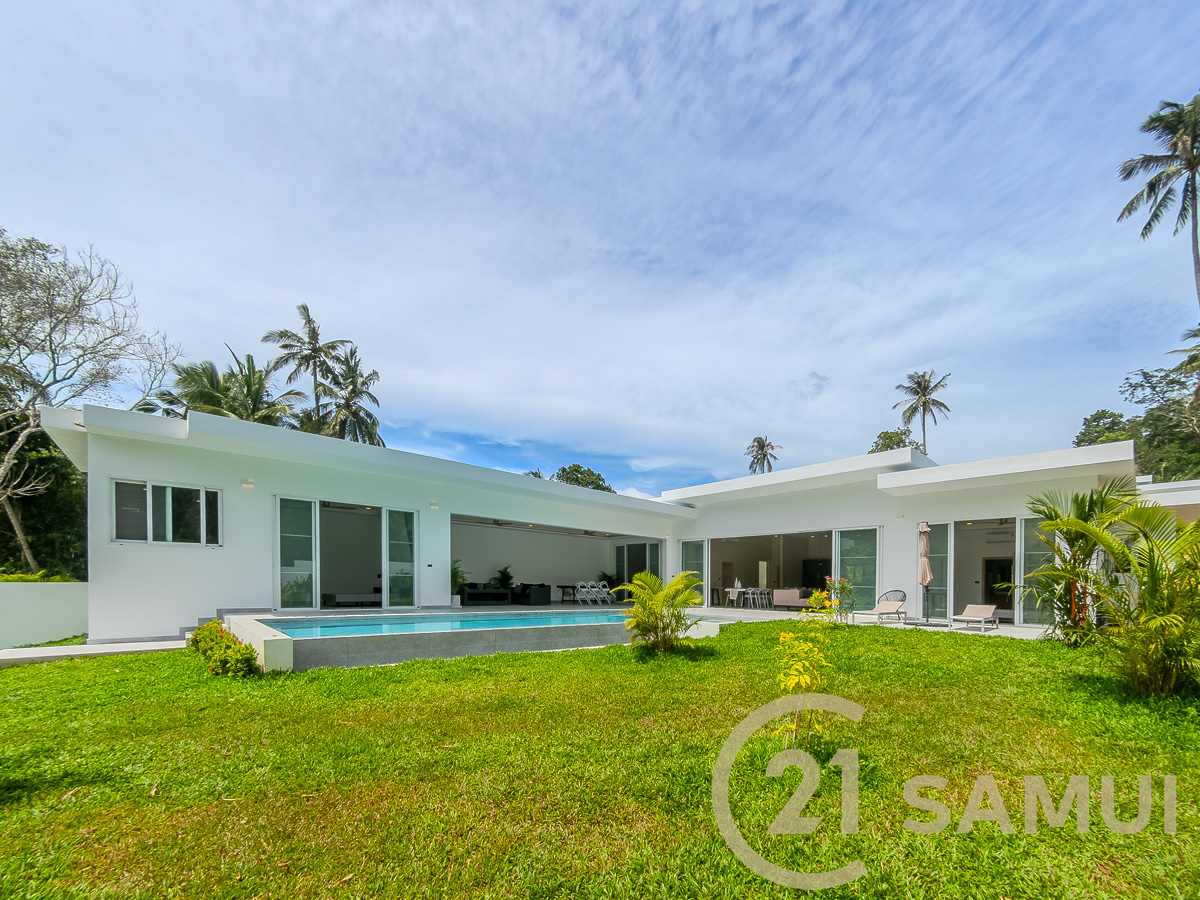 4-Bedroom Pool Villa With Garden For Sale In Lamai, Koh Samui, Thailand