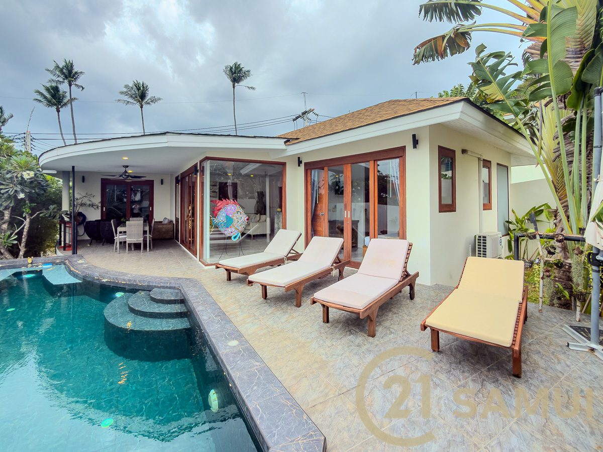 Villa 3 Chambres Avec Piscine À Vendre À Hua Thanon, Koh Samui, Thaïlande